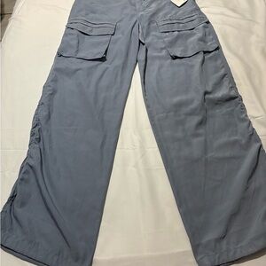 Forever 21 Women's Blue Cargo Pants